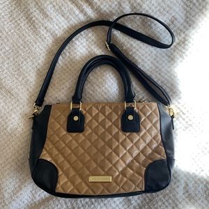 STEVE MADDEN LARGE TAN PURSE WITH CROSSBODY STRAP